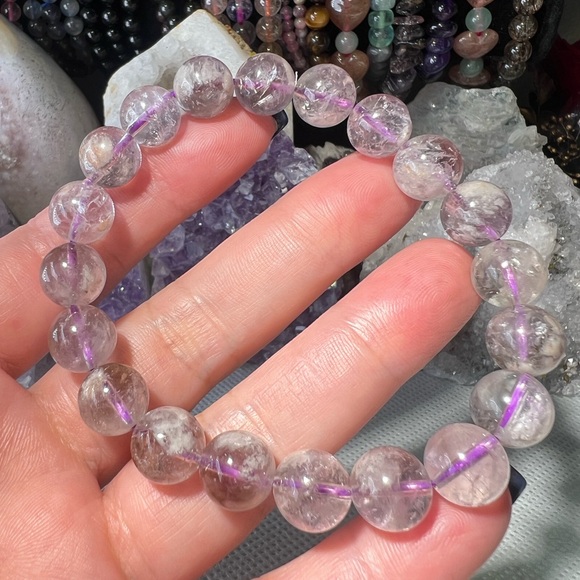 10MM Rainbow Amethyst Rabbit Hair Beaded Bracelet Natural Crystal Quartz 6.75” - Picture 3 of 9